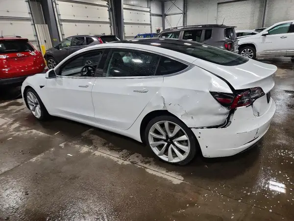5YJ3E1EB8KF512477 2019 TESLA MODEL 3 - Image 2