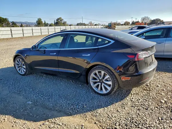5YJ3E1EB8LF600480 2020 TESLA MODEL 3 - Image 2