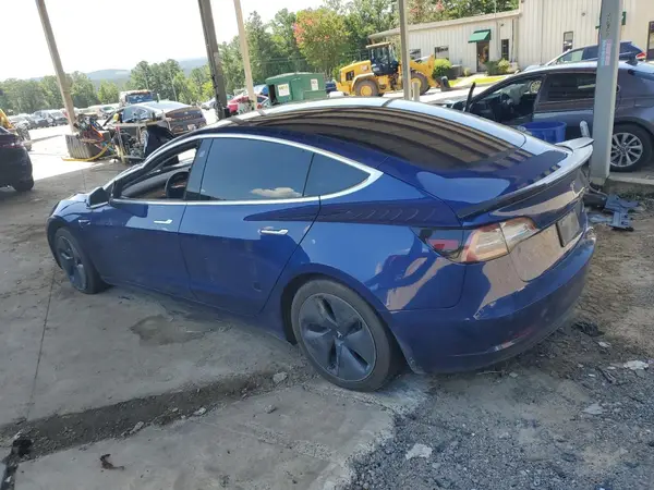 5YJ3E1EB8LF617635 2020 TESLA MODEL 3 - Image 2