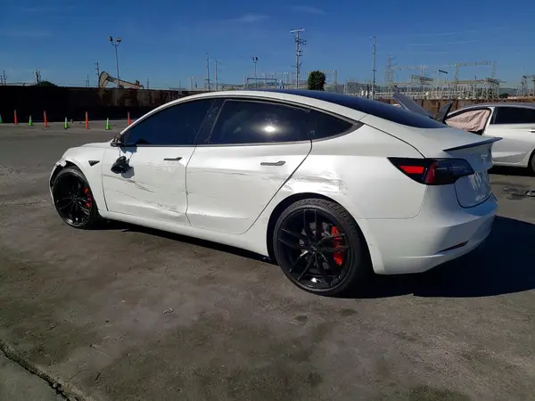 5YJ3E1EB8LF619515 2020 TESLA MODEL 3 - Image 2