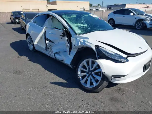 5YJ3E1EB8LF628831 2020 TESLA MODEL 3 - Image 1