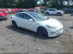 5YJ3E1EB8LF637075 2020 TESLA MODEL 3