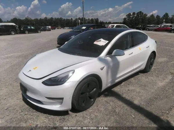 5YJ3E1EB8LF637142 2020 TESLA MODEL 3 - Image 2