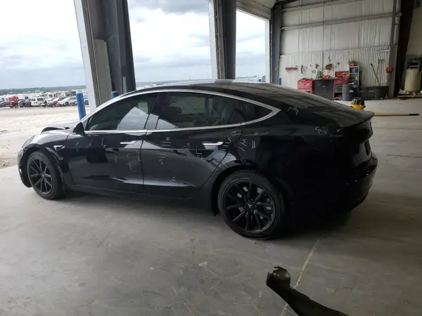 5YJ3E1EB8LF638968 2020 TESLA MODEL 3 - Image 2