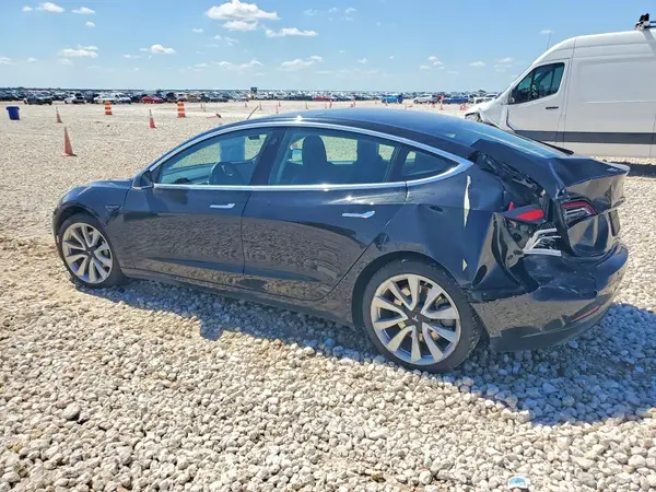 5YJ3E1EB8LF647802 2020 TESLA MODEL 3 - Image 2