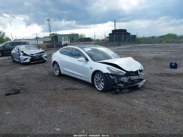 5YJ3E1EB8LF667404 2020 TESLA MODEL 3 - Image 1