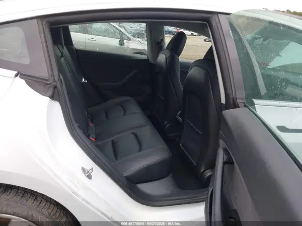 5YJ3E1EB8LF667550 2020 TESLA MODEL 3 - Image 8