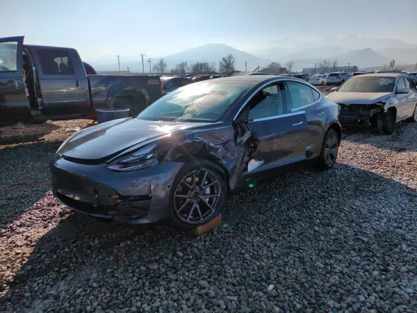 5YJ3E1EB8LF741713 2020 TESLA MODEL 3 - Image 1
