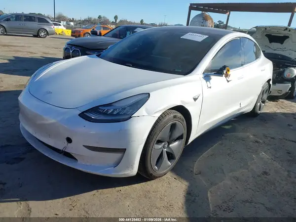 5YJ3E1EB8LF746510 2020 TESLA MODEL 3 - Image 2