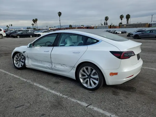 5YJ3E1EB8LF788014 2020 TESLA MODEL 3 - Image 2