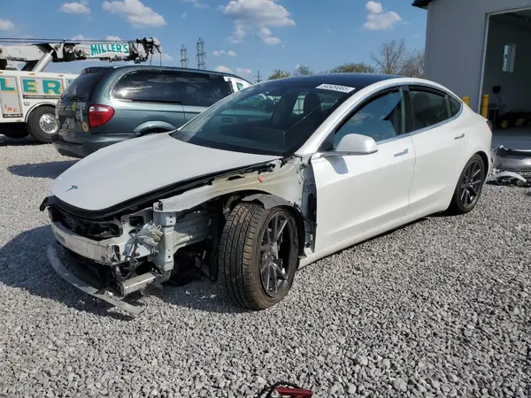5YJ3E1EB8LF795075 2020 TESLA MODEL 3 - Image 1
