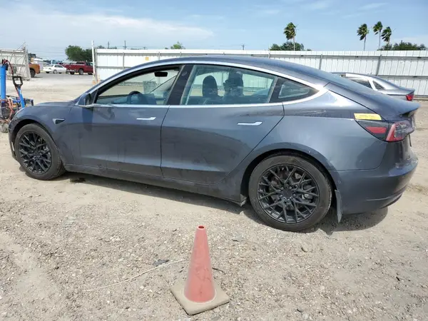 5YJ3E1EB8LF800808 2020 TESLA MODEL 3 - Image 2