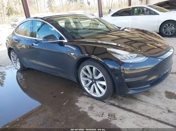 5YJ3E1EB8LF801134 2020 TESLA MODEL 3 - Image 1