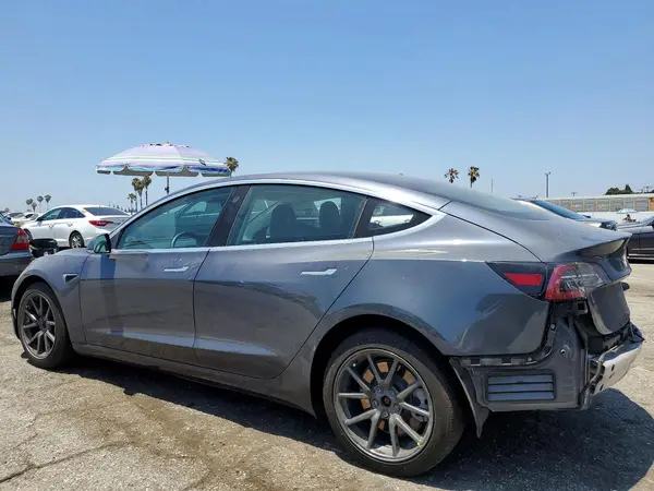 5YJ3E1EB8LF802932 2020 TESLA MODEL 3 - Image 2