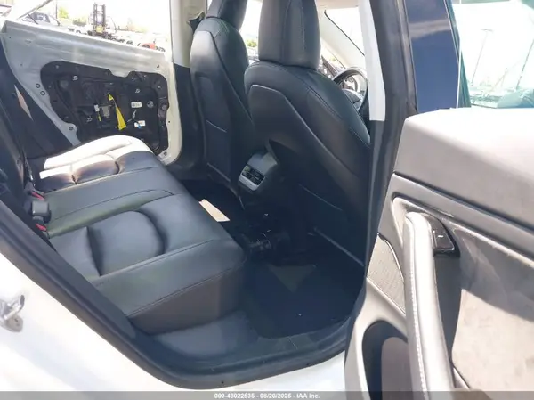 5YJ3E1EB8LF803207 2020 TESLA MODEL 3 - Image 8