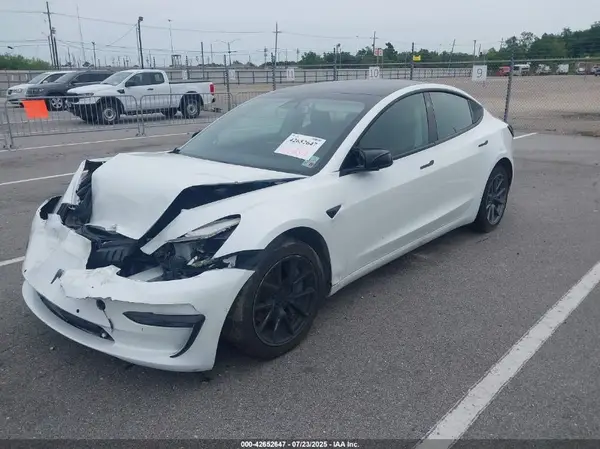 5YJ3E1EB8MF013066 2021 TESLA MODEL 3 - Image 2