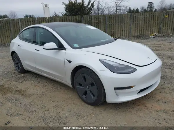5YJ3E1EB8MF019367 2021 TESLA MODEL 3 - Image 1