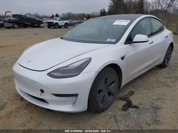5YJ3E1EB8MF019367 2021 TESLA MODEL 3 - Image 2