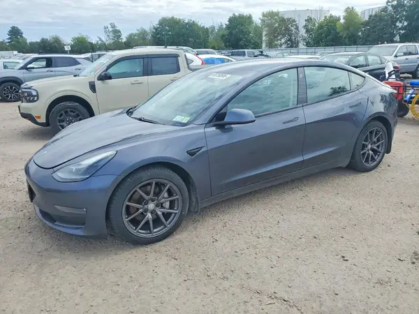 5YJ3E1EB8MF019434 2021 TESLA MODEL 3 - Image 1