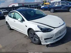 5YJ3E1EB8MF032832 2021 TESLA MODEL 3