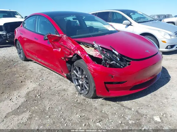 5YJ3E1EB8MF034886 2021 TESLA MODEL 3 - Image 1