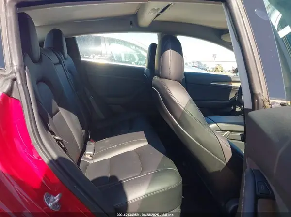 5YJ3E1EB8MF034886 2021 TESLA MODEL 3 - Image 8