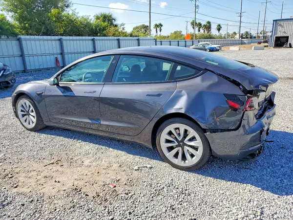 5YJ3E1EB8MF044530 2021 TESLA MODEL 3 - Image 2