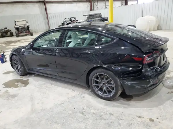 5YJ3E1EB8MF048996 2021 TESLA MODEL 3 - Image 2