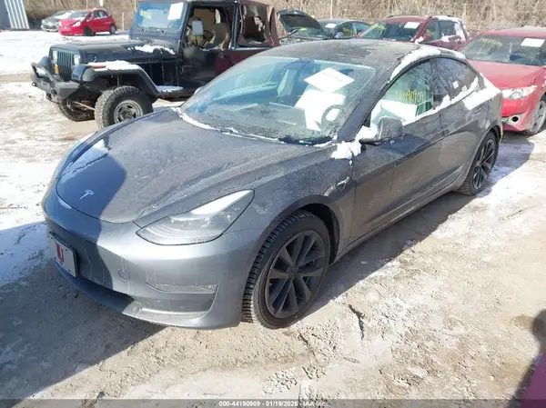 5YJ3E1EB8MF051560 2021 TESLA MODEL 3 - Image 2