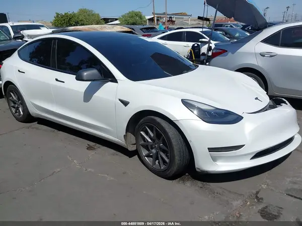 5YJ3E1EB8MF072683 2021 TESLA MODEL 3 - Image 1