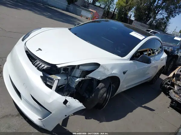 5YJ3E1EB8MF072683 2021 TESLA MODEL 3 - Image 2