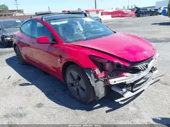 5YJ3E1EB8MF074403 2021 TESLA MODEL 3