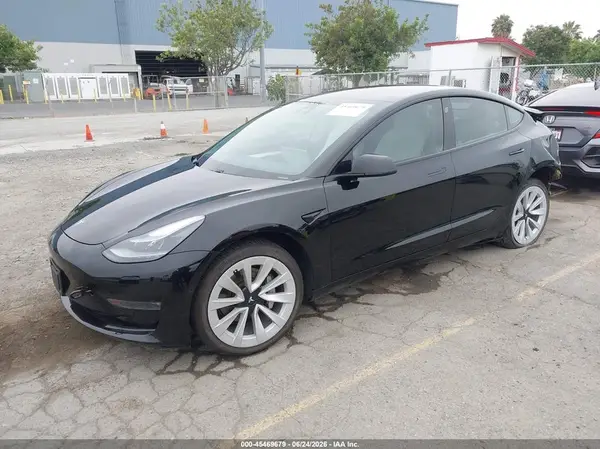 5YJ3E1EB8MF075955 2021 TESLA MODEL 3 - Image 2