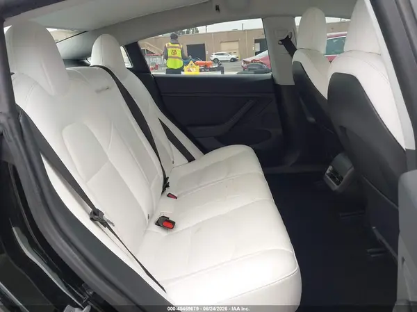 5YJ3E1EB8MF075955 2021 TESLA MODEL 3 - Image 8