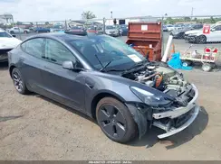 5YJ3E1EB8MF081853 2021 TESLA MODEL 3