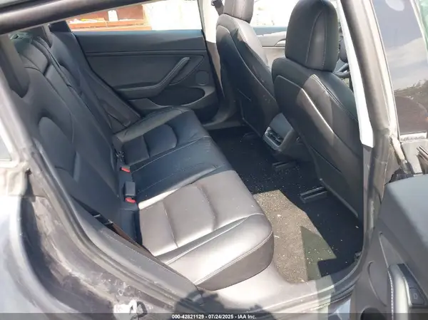 5YJ3E1EB8MF081853 2021 TESLA MODEL 3 - Image 8