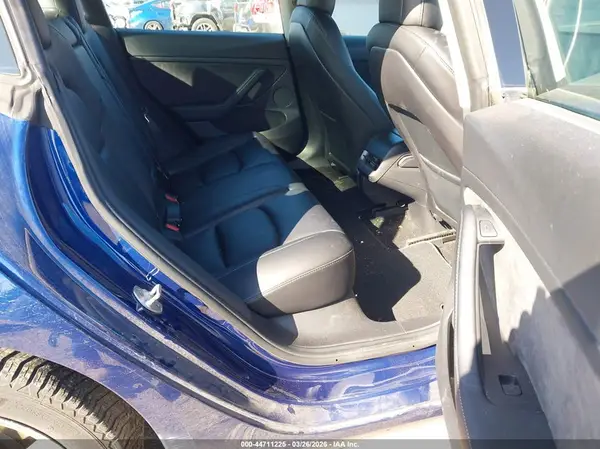 5YJ3E1EB8MF085482 2021 TESLA MODEL 3 - Image 8