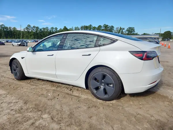 5YJ3E1EB8MF849296 2021 TESLA MODEL 3 - Image 2