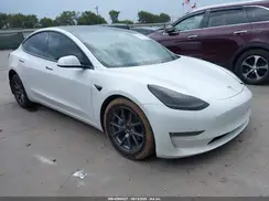 5YJ3E1EB8MF852828 2021 TESLA MODEL 3
