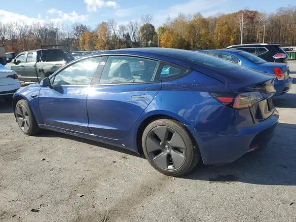 5YJ3E1EB8MF853302 2021 TESLA MODEL 3 - Image 2