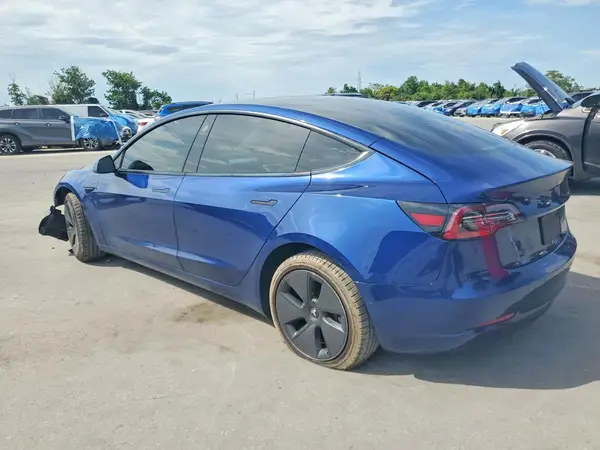 5YJ3E1EB8MF855907 2021 TESLA MODEL 3 - Image 2