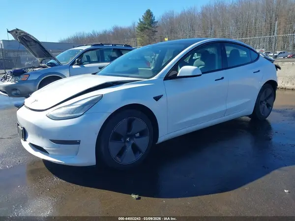 5YJ3E1EB8MF859049 2021 TESLA MODEL 3 - Image 2