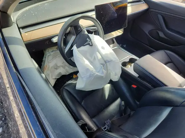 5YJ3E1EB8MF859617 2021 TESLA MODEL 3 - Image 8