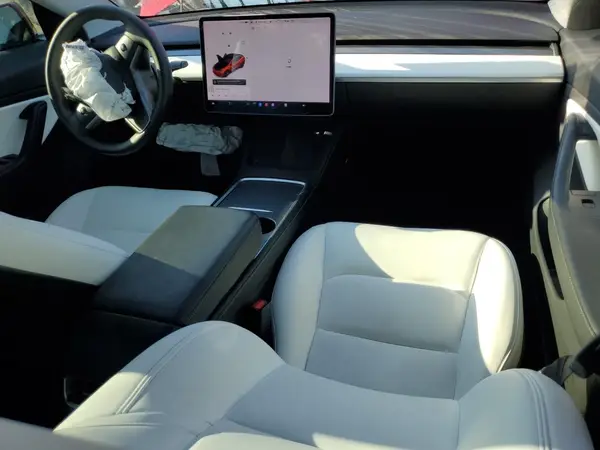 5YJ3E1EB8MF860122 2021 TESLA MODEL 3 - Image 8