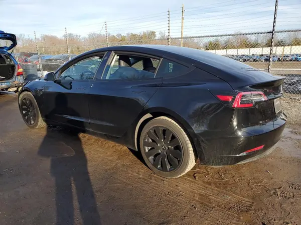 5YJ3E1EB8MF862128 2021 TESLA MODEL 3 - Image 2