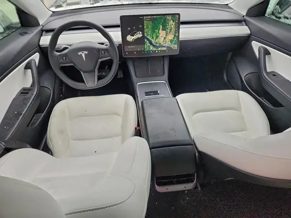5YJ3E1EB8MF919184 2021 TESLA MODEL 3 - Image 8