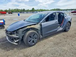 5YJ3E1EB8MF923705 2021 TESLA MODEL 3