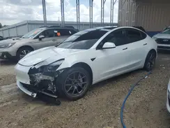 5YJ3E1EB8MF924840 2021 TESLA MODEL 3