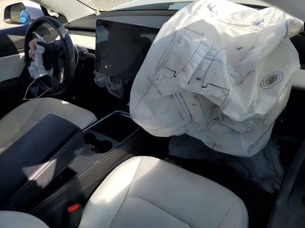 5YJ3E1EB8MF925082 2021 TESLA MODEL 3 - Image 8
