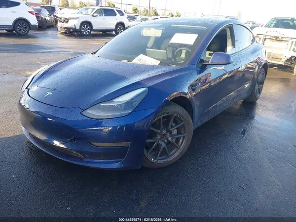 5YJ3E1EB8MF937801 2021 TESLA MODEL 3 - Image 2